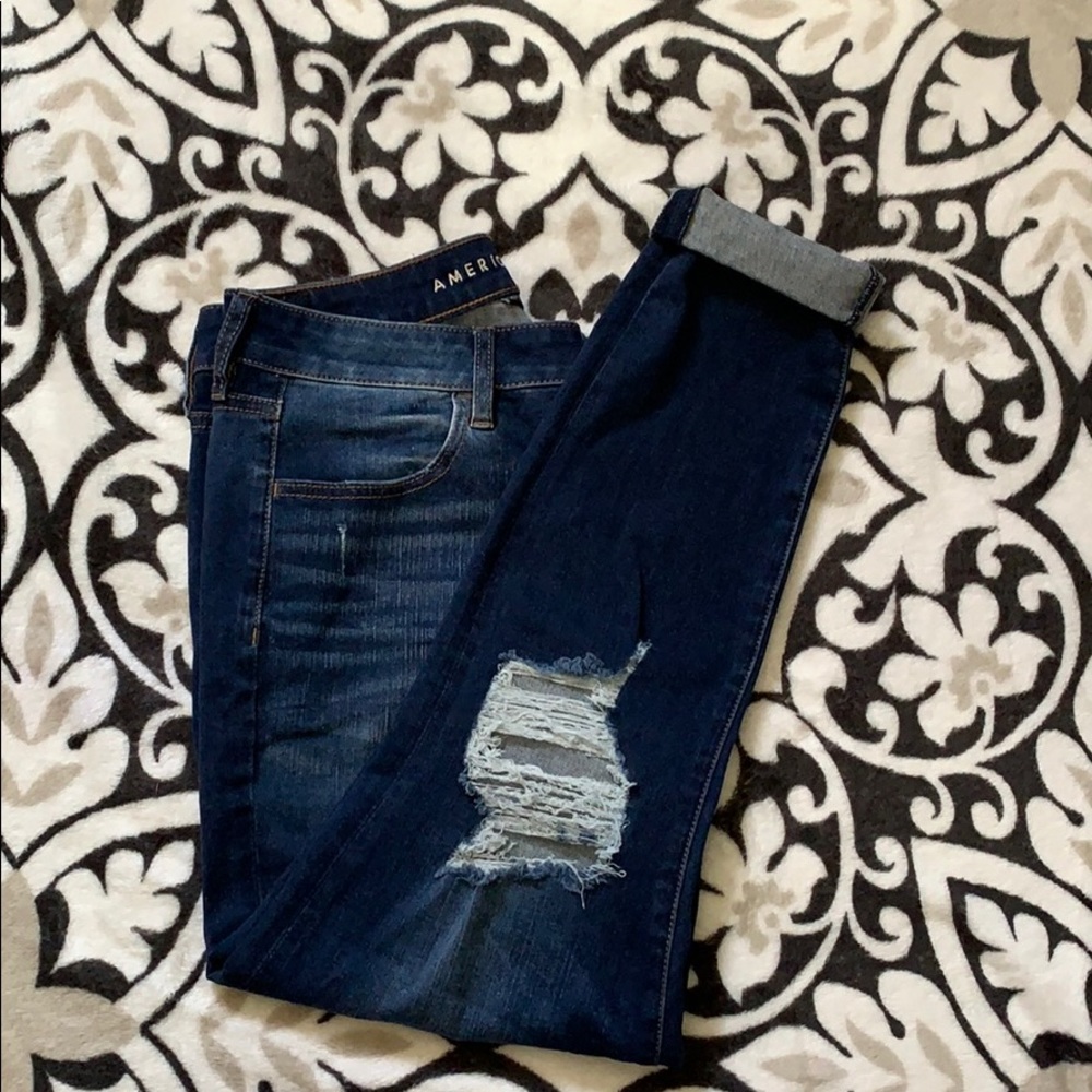 American eagle distressed skinny jeans